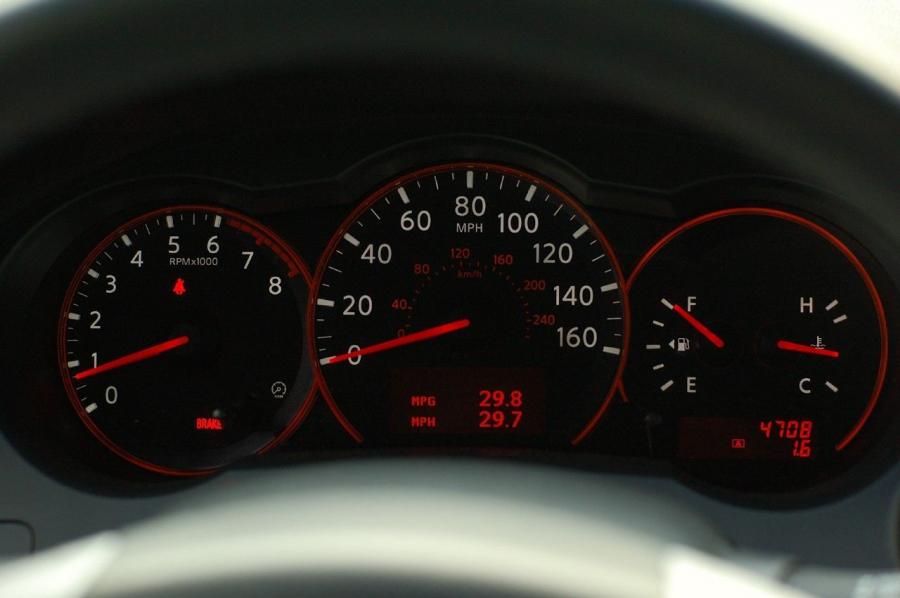  Nissan Altima Coupe 2.5S 2008 года  (фото 25 из 50)